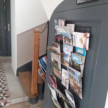 Charmes En Le Charme Authentique Bed & Breakfast